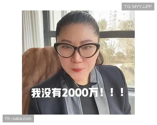 张帅家里早饭比我月薪还体面，笑着刷手机哭